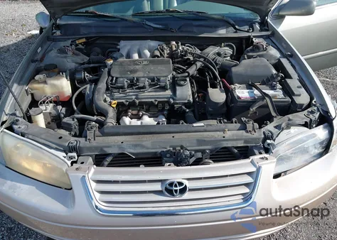 1999 Toyota Camry Le V6 from USA, damaged, VIN 4T1BF28K3XU083415